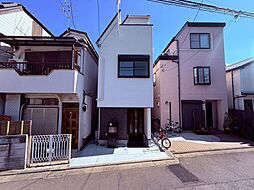 家族が自然と集う、ゆとりある2階ワンフロアLDK