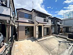 収納力を高める機能的な小屋裏収納で、住空間もすっきり