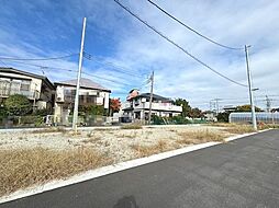 草加市新善町　南北両面道路に面した　建築条件なし売地