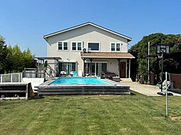 プール付き一宮美築住宅