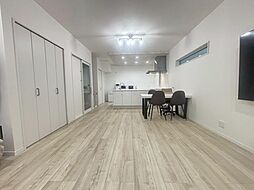 明るさ・省エネ・使いやすさを兼ね備えた、長池町の築浅3LDK。