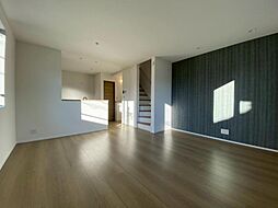 グレイスウッド 子安 新築一戸建て B号棟