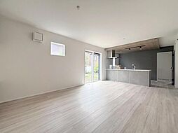栄区庄戸3丁目　新築一戸建て