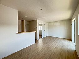 クレイドルガーデン名瀬町第8　新築一戸建て　2号棟