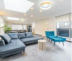下馬4丁目　中古戸建
