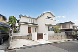 奈良市西登美ヶ丘８丁目の一戸建て