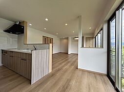 岡谷市川岸上2丁目　戸建て