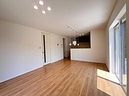 ヨッシーワンズガーデン岸和田極楽寺