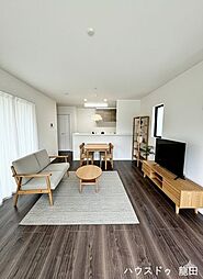 いろどりアイタウン東区戸島西7丁目　3号棟