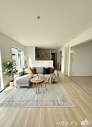 クレイドルガーデン東区戸島第8　1号棟