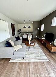 リーブルガーデン合志市竹迫　2号棟