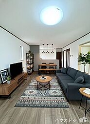 ハートフルタウン東区月出7丁目　A号棟