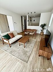 リナージュ北区龍田1丁目第1期　1号棟