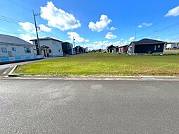 メイン通り近くの角地