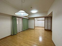草加市氷川町