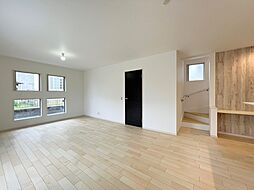 日野4丁目　新築戸建