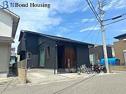 駐車2台　WIC・ウッドデッキ付き　玉津町今津　中古戸建