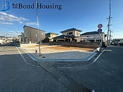 北東角地につき開放的　高丘1丁目17-17　全2棟　A号棟