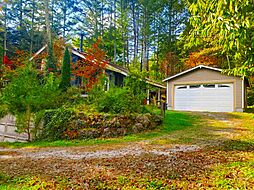 北佐久郡軽井沢町大字追分の一戸建て