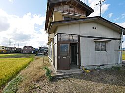 高岡市福岡町一歩二歩の一戸建て