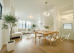 便利な駅チカ戸建て　広々リビング19帖のゆとり空間　2号棟