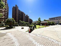 エステシティ海浜幕張参番館