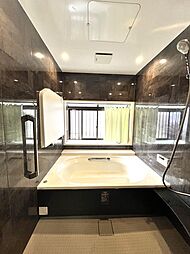 吉川市中曽根1丁目戸建て