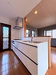 三郷市戸ヶ崎5丁目　戸建て