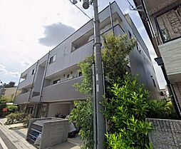 一館