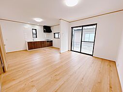 桑名市赤尾台2丁目　戸建て