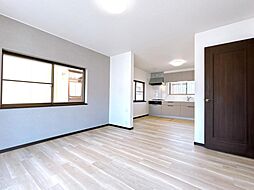 四日市市北小松町　戸建て