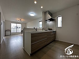 東大阪市下六万寺町3丁目　中古戸建て