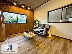 中古一戸建：西岩田１丁目 １０−２８