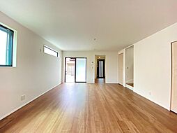 興野2丁目 整形地「高野」駅徒歩8分・「扇大橋」駅徒歩10分