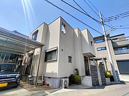 ヘーベルハウス(軽量鉄骨造)南東角地の邸宅