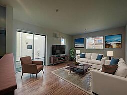 所沢市中新井4丁目　1号棟