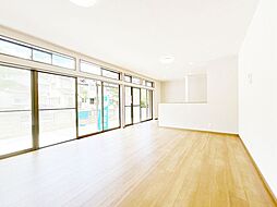 長崎市鳴見台2丁目　戸建て