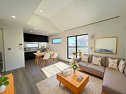 北東角地向山4丁目新築