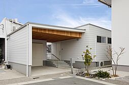 ハウスクラフト　街かどモデル　ロの字型の平屋建て