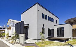 ハウスクラフト　街かどモデル　ウッドデッキ×和室　2階建て