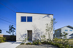 販売用モデルハウス3棟　ハウスクラフト　芸濃ガーデン