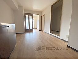 エバーグレース当麻 202