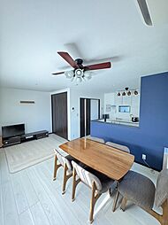 駐車3台可　原小宮の築浅注文住宅で快適生活