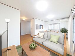 牛久市牛久町　戸建て