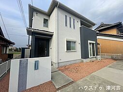 津市一志町八太　2階建