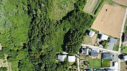 陽光に包まれる広大な敷地。 趣味も暮らしも、思いのままに。