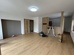 越前市粟田部町　戸建て