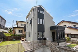 ・八王子市片倉町　お庭の広い戸建