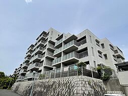 メゾン千里山D棟