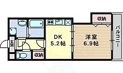八番館